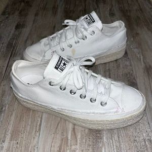 Womens white platform converse size 9